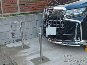 のカーゲート スペースガード(車止め) F48型 埋込式 キー付き 施工例