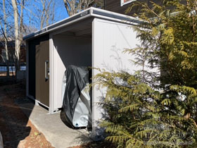 の物置・屋外倉庫 エルモコンビ 積雪型 4078×1863×2111 LMDS-2218+LKDS1818-DW 施工例