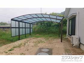 のカーポート アリュース ツイン　積雪〜20cm対応＋サイドパネル（間柱付き） 施工例