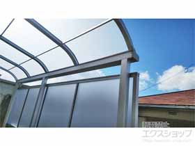 のテラス屋根 スピーネ R型 テラスタイプ 単体 積雪〜20cm対応＋前面スクリーン*1段 施工例