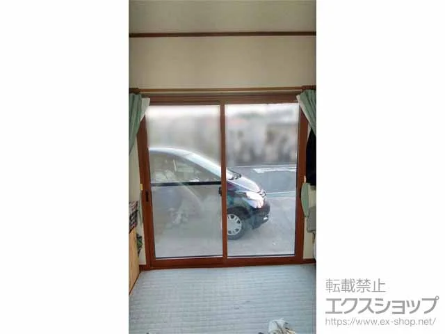 LIXIL リクシル(トステム)の内窓（二重窓・二重サッシ） 【02／1F 南リビング】インプラス 引違い窓 2枚建 施工例