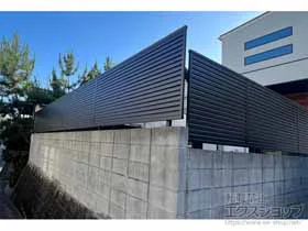 Value Selectのフェンス ミエーネフェンス 目隠しルーバータイプ 自由柱施工 施工例