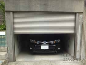 のガレージシャッター ガレージシャッタークワトロ 電動式 内部付タイプ※外部停電時開閉機構 施工例