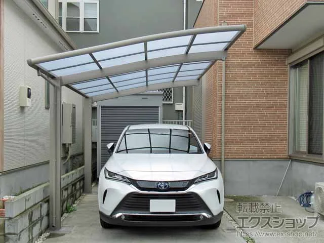 LIXIL(リクシル)のカーポート ネスカR (ラウンドスタイル) 積雪～20cm対応 施工例