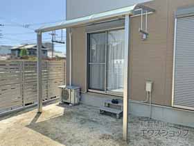 のテラス屋根 ソラリア R型 テラスタイプ 単体 積雪〜20cm対応+吊下げ物干し 施工例