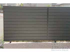 のフェンス・柵 ルシアスフェンスF02型 横目隠し 木調カラー 自由柱施工 施工例