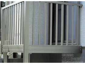 のバルコニー ビューステージHスタイル 縦太格子 単体 柱建て式 *片袖段床納まり 施工例