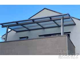 大阪府池田市のLIXIL(リクシル)のバルコニー屋根 スピーネ R型 屋根タイプ 単体 積雪～20cm対応 施工例
