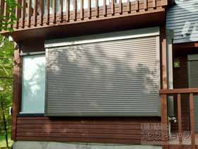 の窓シャッター 【特注】リフォームシャッター 電動式 標準タイプ 施工例