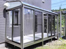 のテラス囲い・サンルーム サニージュ R型 床納まり ランマ無 積雪〜50cm対応 施工例