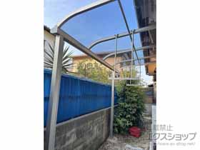 のテラス屋根 ソラリア R型 テラスタイプ 単体 積雪〜20cm対応＋吊り下げ式 固定物干し 施工例