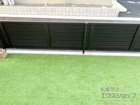 のフェンス・柵 ミエーネフェンス 目隠しルーバータイプ 自由柱施工 施工例