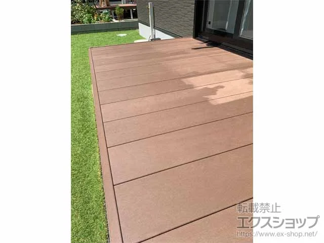 Value Selectのウッドデッキ マージウッドデッキ 施工例
