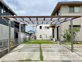のカーポート フーゴFプラス (フラットスタイル) ワイド 木調色 積雪〜20cm対応 施工例
