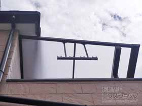 のバルコニー・ベランダ屋根 ソラリア F型 屋根タイプ 単体 積雪〜20cm対応＋吊り下げ式固定物干し 施工例