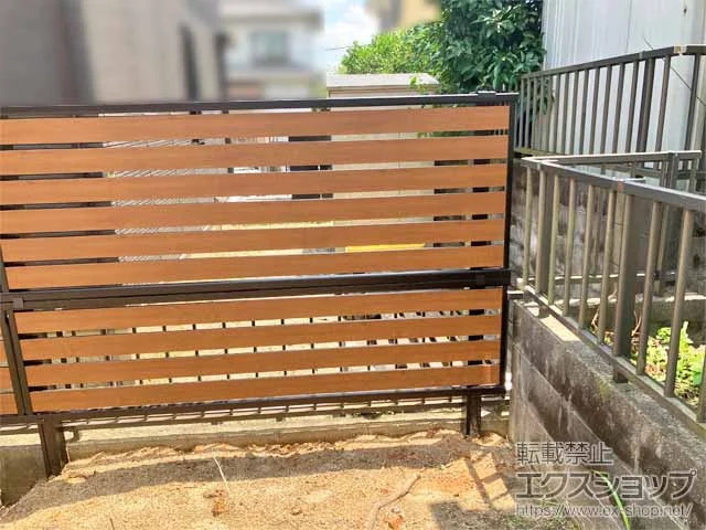 Value Selectのフェンス・柵・塀 モクアルフェンス 横板タイプ 2段支柱 自立建て用 施工例