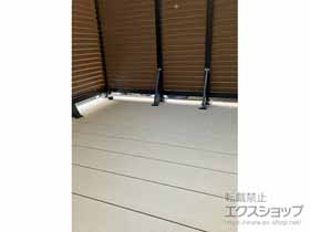 のウッドデッキ リウッドデッキ 200＋ルシアスハイパーティションB05型＜通風ガラリルーバータイプ＞ 施工例