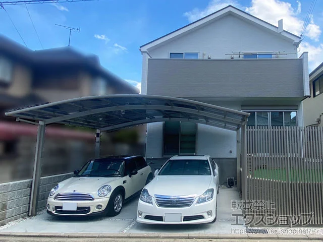 YKKAPのフェンス・柵・塀 リレーリア フェンス2N型 間仕切柱施工 施工例