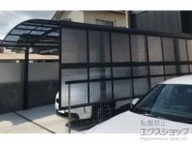 YKKAPのカーポート アリュース ツイン　積雪～20cm対応＋サイドパネル（間柱付き） 施工例