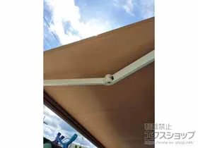 LIXIL リクシル(トステム)のオーニング・サンシェード・日よけ 彩鳥C型(終息商品）キャンバス交換, 施工例