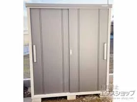 サンキンの物置・収納・屋外倉庫 クール 一般型 1700×750×1947 EC-1775-GK 施工例