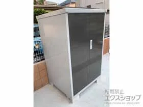 イナバの物置・収納・屋外倉庫 アイビーストッカー 1100×905×1603 BJX-119D-EB 施工例