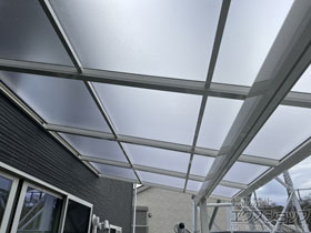 のバルコニー・ベランダ屋根 ソラリア F型 屋根タイプ 単体 積雪〜20cm対応 施工例