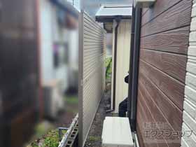 のフェンス・柵 ミエーネフェンス 目隠しルーバータイプ 2段支柱 自立建て用 施工例