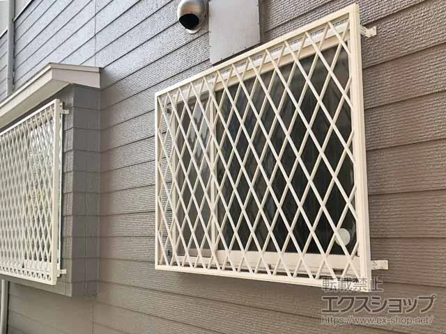 LIXIL ���N�V��(�g�X�e��)�̖ʊi�q�E���i�q �y�����z�A���~�ʊi�q �q�V�N���X �{�H��