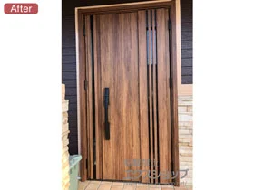 LIXIL リクシル(トステム)の玄関ドア リシェント玄関ドア3 M83型 断熱K4仕様 親子仕様(ランマ無)外観右吊元 ※FamiLock仕様 施工例