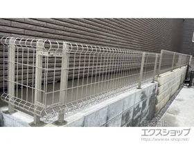 YKKAP�̃t�F���X�E��E�� �C�[�l�b�g�t�F���X 3F�^ ���R���{�H �{�H��