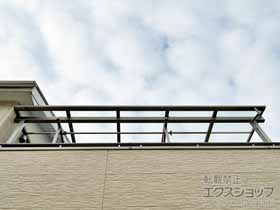 のバルコニー・ベランダ屋根 スピーネ F型 屋根タイプ 単体 積雪〜20cm対応＋吊り下げ物干しAセット 施工例