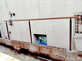 手すり パルトナーUDフェンス1型(手すり) 笠木のみタイプ 施工例