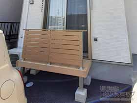 のウッドデッキ リウッドデッキ 200＋ルシアスデッキフェンスＡ01型＜横板格子タイプ＞ 施工例