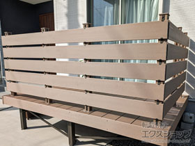 のウッドデッキ 樹ら楽ステージ＋ボーダーラインフェンス ベース仕様 施工例