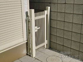 の門扉 ハイ千峰 片開き　柱使用 施工例