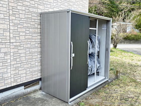 の物置・屋外倉庫 エスモ 一般型 1950×924×1913 ESF-1909A-【WE】 施工例