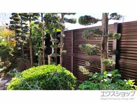 のフェンス・柵 ミエーネフェンス 目隠しルーバータイプ 2段支柱 自立建て用 施工例