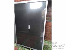 の物置・屋外倉庫 アイビーストッカー 1320×755×1903 BJX-137E-EB 施工例