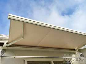 のオーニング・日よけ 彩風 あやかぜ C型 手動式 施工例