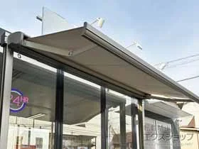 LIXIL ���N�V��(�g�X�e��)�̃I�[�j���O�E�T���V�F�[�h�E���悯 �ʕ� ���₩�� C�^ �蓮�� �Ɨ��[�܂� �{�H��