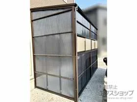ストックヤード ストックヤードII 片側ドア付きタイプ 積雪〜20p対応+腰パネル(アルミ樹脂複合板)+引違い窓 施工例