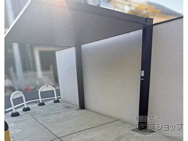 LIXIL(リクシル)のサイクルポート・自転車置き場 カーポートSCミニ(駐輪場) 木調色 積雪20cm 施工例