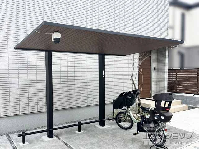 YKKAPのサイクルポート・自転車置き場 プレーンルーフ ミニ 600タイプ 単体セット 複合色 積雪～20cm対応+車止めバー 施工例
