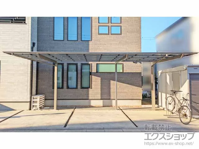 LIXIL(リクシル)のカーポート フーゴ F 逆勾配 1台用 延長(フラットスタイル) 積雪〜20cm対応 施工例