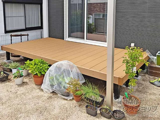 Value Selectのウッドデッキ マージウッドデッキ 施工例