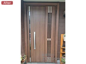 LIXIL リクシル(トステム)の玄関ドア リシェント玄関ドア3 M83型 断熱K4仕様 親子仕様(ランマ無)外観右吊元 ※FamiLock仕様 施工例