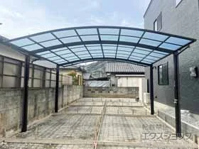 YKKAPのカーポート アリュース 600タイプ 2台用 積雪〜20cm対応 施工例