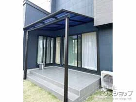 YKKAPのテラス屋根 ソラリア F型 テラスタイプ 単体 積雪〜20cm対応 施工例