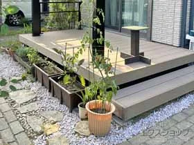 LIXIL ���N�V��(TOEX)�̃E�b�h�f�b�L ����y�X�e�[�W �{�H��